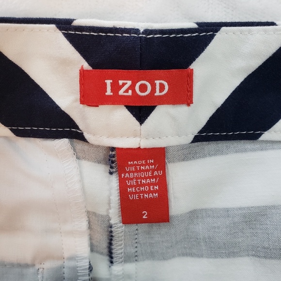 IZOD Nautical Chino shorts - Picture 7 of 8